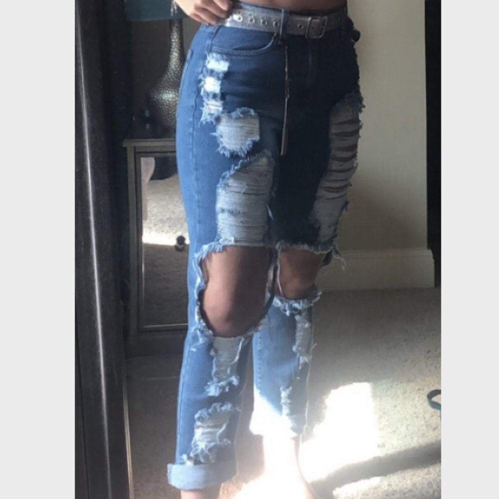 Laura's Boutique Ripped Jeans